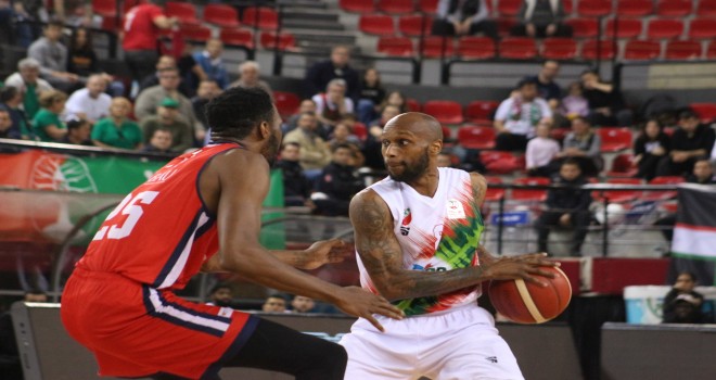 Pınar Karşıyaka'dan Bahçeşehir'e 31 fark