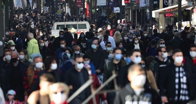 2021 yılında İzmir’e 131 bin 394 kişi göç etti