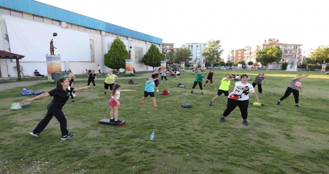 Gaziemir hareket ediyor, yüzler gülüyor