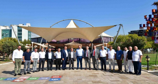 Başkan Gümrükçü: Çiğli’de öğrenciye ev var