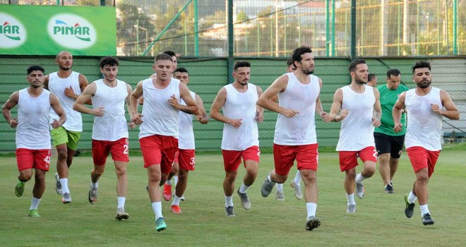 Karşıyaka Mustafa Aşan ve Mehmet Aksoy ile anlaştı