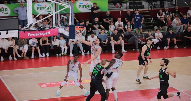 Pınar Karşıyaka, Darüşşafaka'ya fark attı