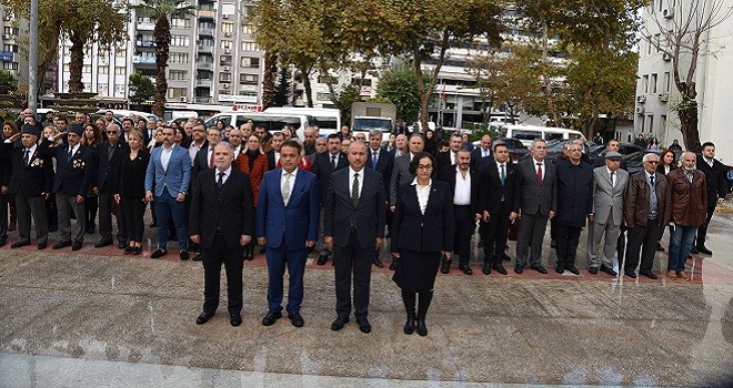 Öğretmenler Günü'nde şehit öğretmenler unutulmadı
