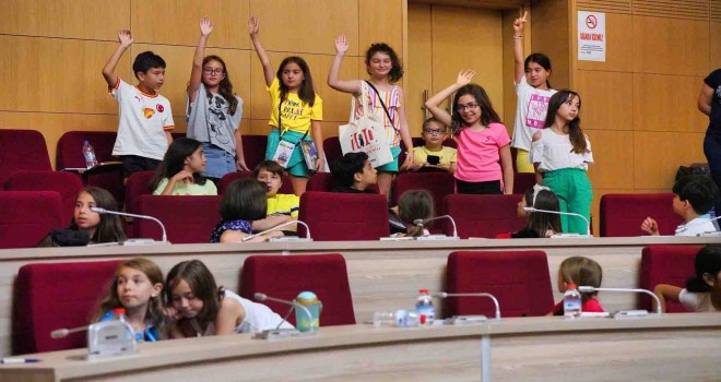 Gaziemir Belediyesi Çocuk Meclisi’nde yeni dönem başladı