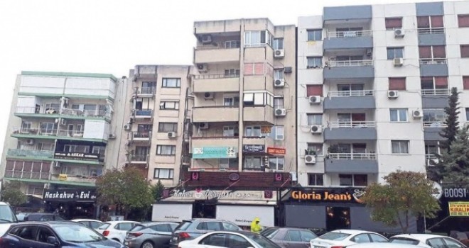 Bostanlı'daki yatık binalarda daire sahiplerine 18 ay süresince kira yardımı yapılacak