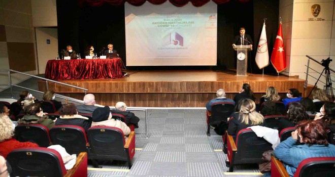 Karşıyaka’da ''İklim Değişikliği ve İnsan Sağlığına Etkileri'' konuşuldu