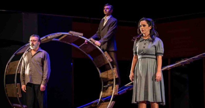 Memleketimden İnsan Manzaraları İzmir’de sahnelendi