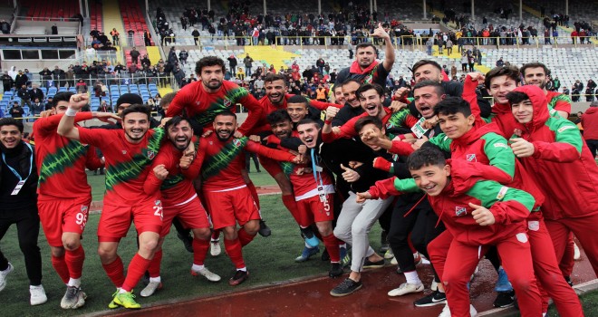 Karşıyaka Fatsa Belediyespor'a geçit vermedi...