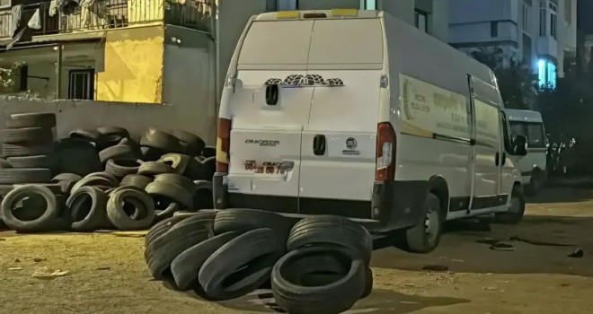 Karşıyaka'da kompresör patladı: 2 Yaralı