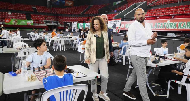 Karşıyaka'da satranç buluşması