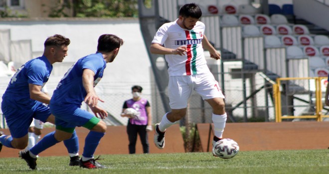 Karşıyaka sezonun son maçında berabere kaldı