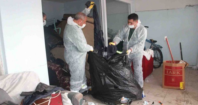 Konak’ta çöp evlere geçit yok