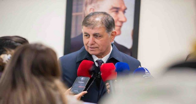 Tugay: İzmir’in bir ilçesi olmak bence bir itibar meselesidir