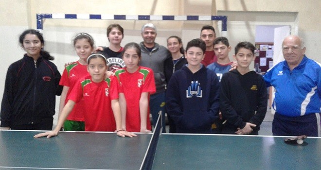 Masa Tenisinde Bostanlıspor ile Menemen dostluk maçında karşılaştı
