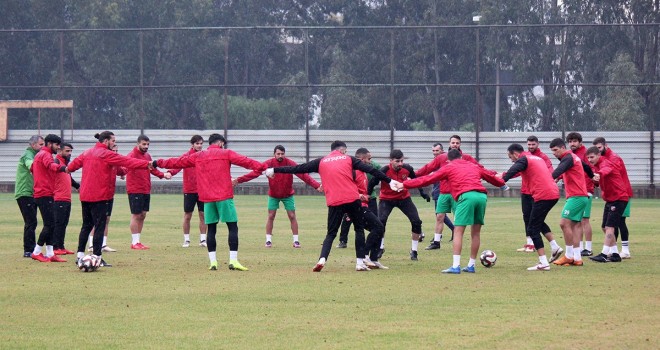 Karşıyaka ligde 2.yarıyı Van Büyükşehir ile açıyor