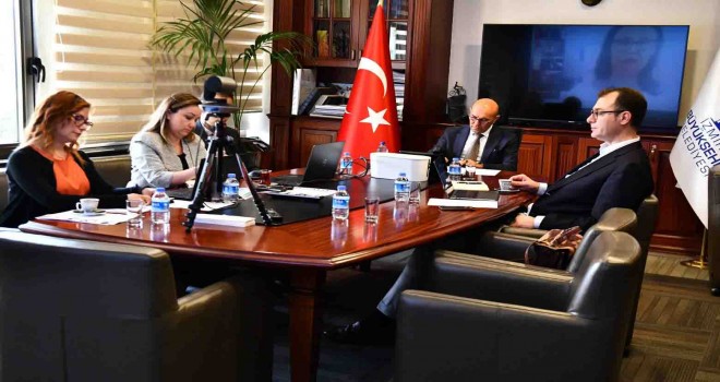 Başkan Soyer Türkiye-Almanya Kardeş Şehirler Konferansı’na katıldı