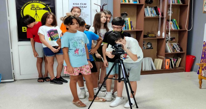 Bornova’da genç yeteneklere sinema yolculuğu