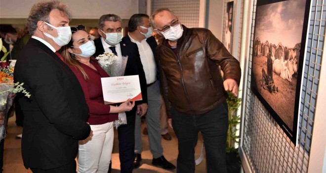 Bornova’da Ahde Vefa Sergisi