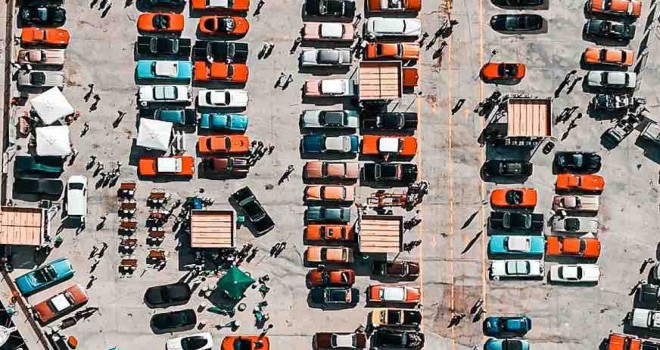 Klasik otomobil ve müzik tutkunları Çeşme'de buluşacak