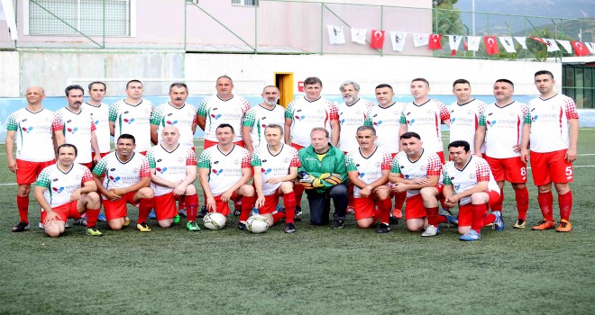 Karşıyakalı masterler sahaya çıktı