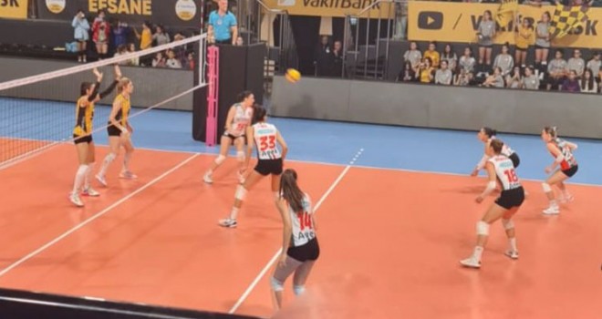 Karşıyaka zor da olsa Vakıfbank'ı yendi