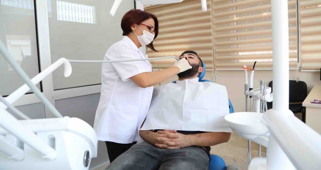 Bayraklı'da 4 yılda 60 bin ücretsiz diş tedavisi