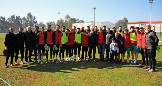 Karşıyaka, Erbaaspor'u konuk ediyor