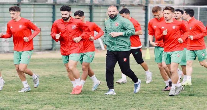 Karşıyaka, Kahramanmaraş deplasmanında