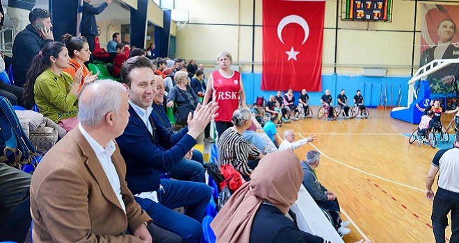 Çiftçioğlu'ndan RSK’ya tribün desteği...