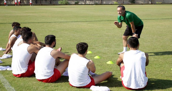 Cüneyt Biçer: Hazırlıklarımız transfer yasağının açılması üzerine