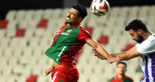 Karşıyaka'da Hamza kulübede kaldı