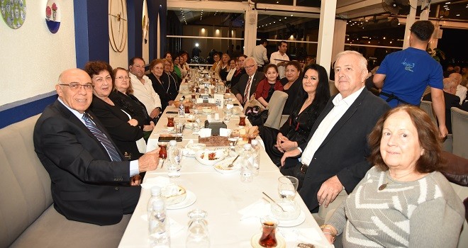 Müftülük Karşıyaka’daki bazı STK temsilcilerini iftarda buluşturdu