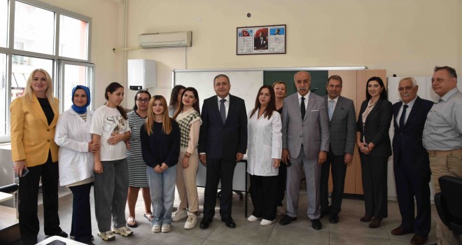 Karşıyaka’da iki ay önce açılan MESEM’e yoğun ilgi