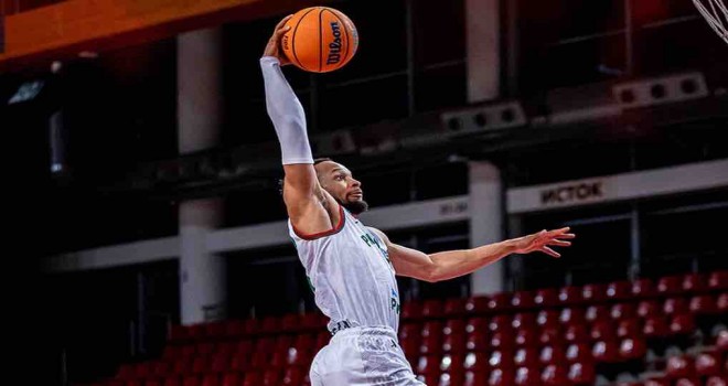 Pınar Karşıyaka, Beşiktaş deplasmanında