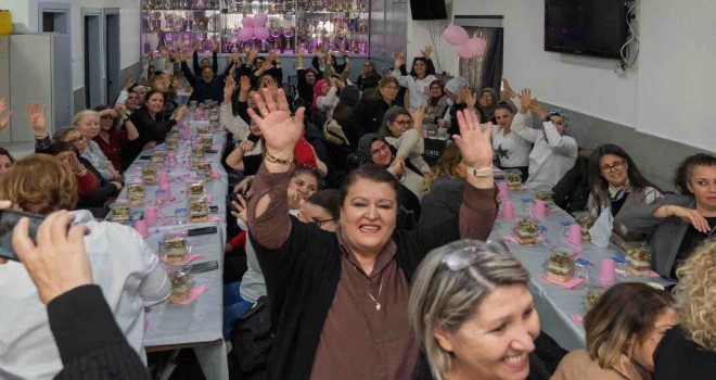 İzmir’de sağır ve işitme engelli kadınlar için anlamlı buluşma