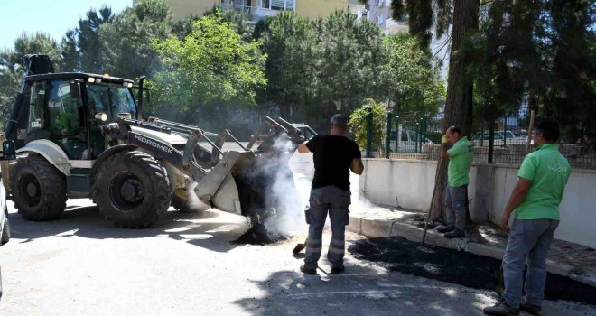Narlıdere'de ekipler sahada
