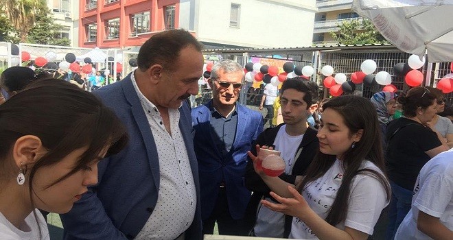 Cihat Kora Anadolu Lisesi'nde TUBİTAK 4006 Bilim Fuarı yapıldı