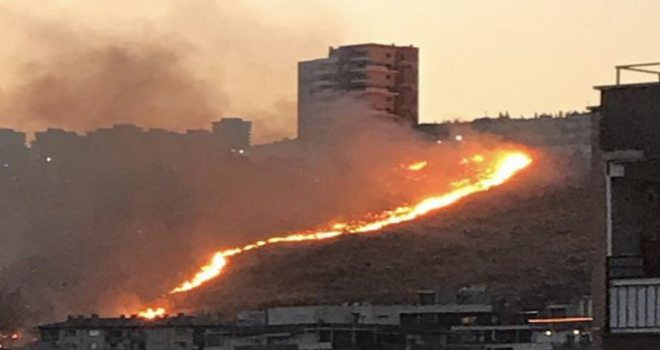 Örnekköy'de otluk alanda yangın çıktı