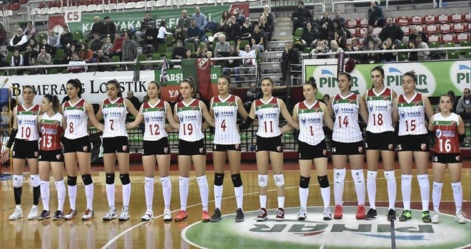 Filede Karşıyaka, İzmir Büyükşehir’i kolay geçti