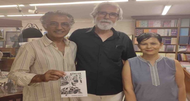 Gazeteci Doğan Prepol'un imza gününe büyük ilgi