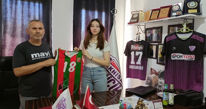 Akhisargücü'nden KSK'ye transfer olan Esra iddialı konuştu...