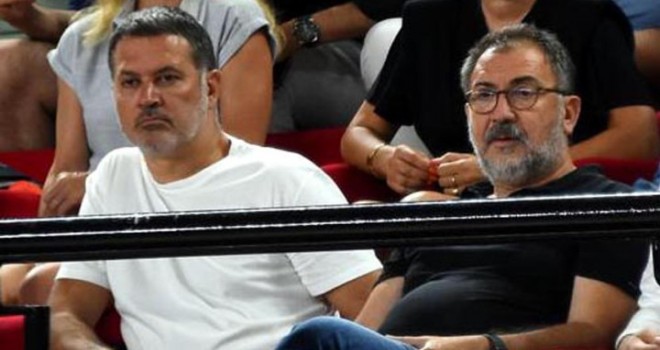 Karşıyaka'da taraftarlardan birleşme çağrısı