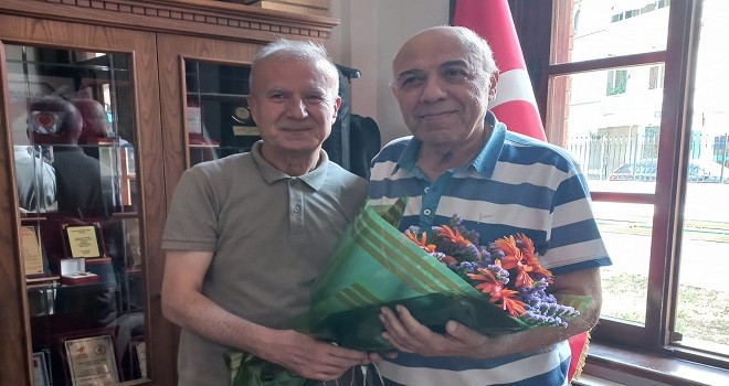 Karşıyaka Müftüsü İsa Gürler Gazilerimizin Babalar Günü'nü kutladı