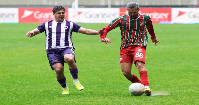 Karşıyaka zorlu deplasmanda