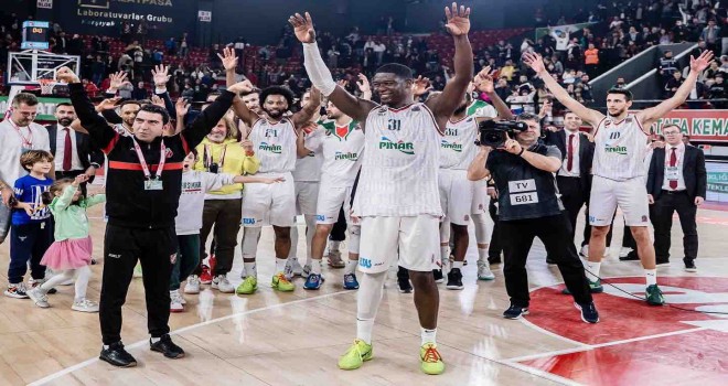 Pınar Karşıyaka erteleme maçında Gaziantep'i konuk ediyor