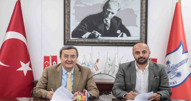 Konak’ta  ''Sağlıklı kentleşme'' için imzalar atıldı