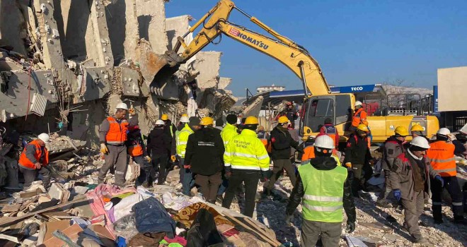 Torbalı Belediyesi çalışanları Hatay’da