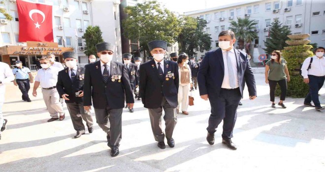 Gaziler Karşıyaka'da unutulmadı