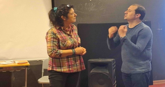 Farklı Renkli Kelebekler, otizmlilerin sorunlarına ayna tutuyor