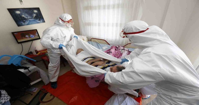 Konak’ta yardım köprüsü hep açık